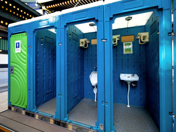 Portable Toilet Options We Offer in Bonadelle Ranchos, CA